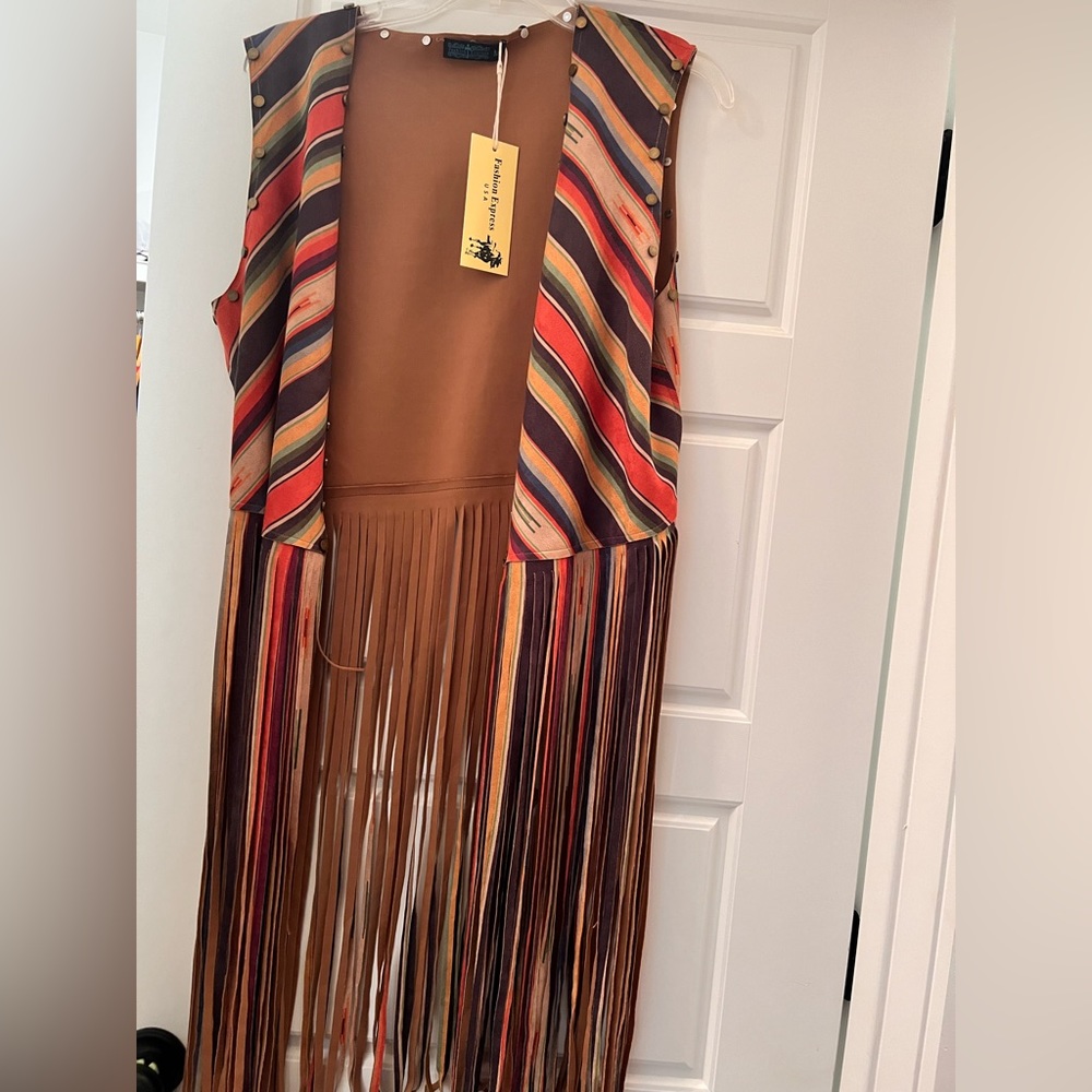 Fashion Express size medium western fringe vest, super cute very colorful